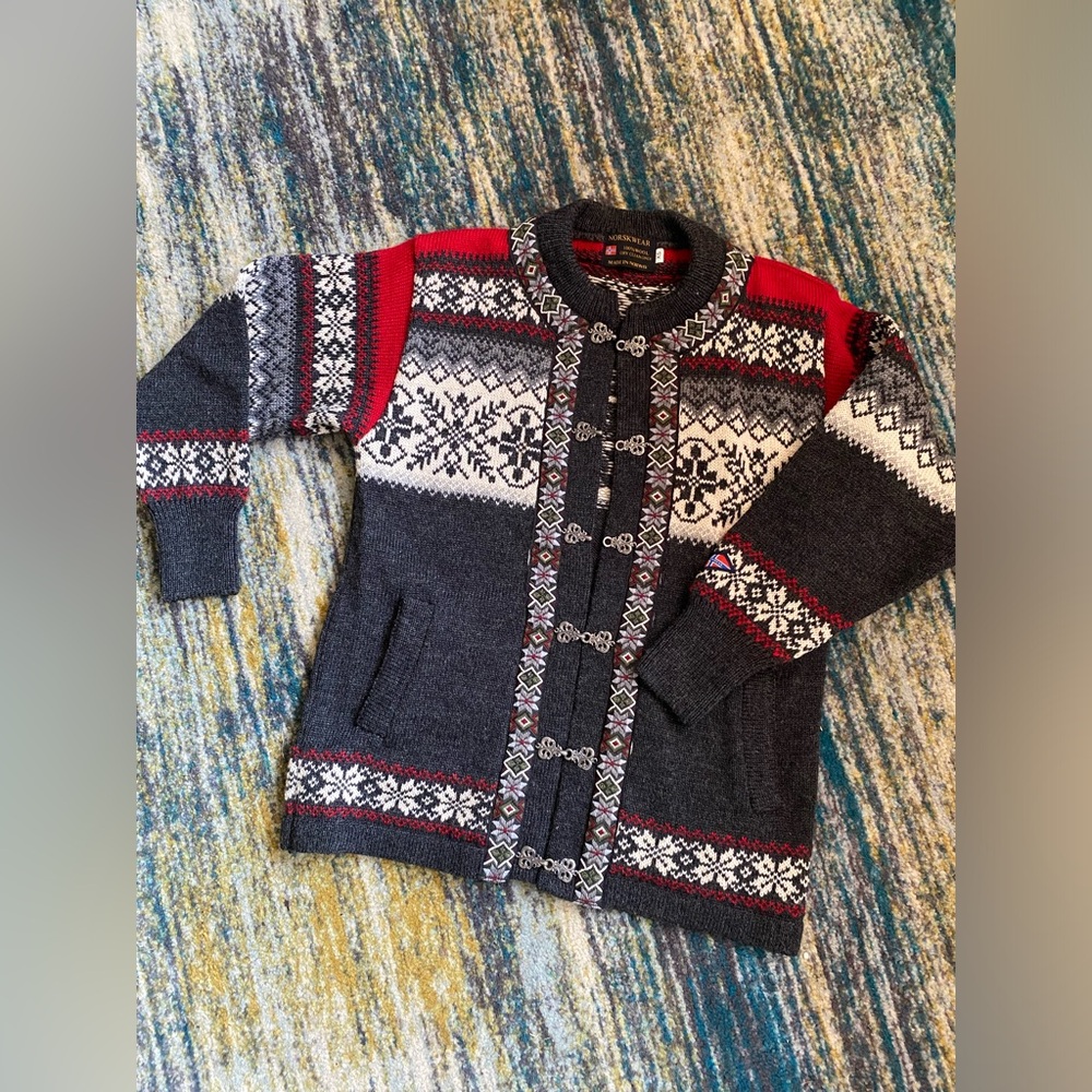 Norskwear 100% Wool Fair Isle Cardigan Sweater Red and Grey Women’s Sz XS